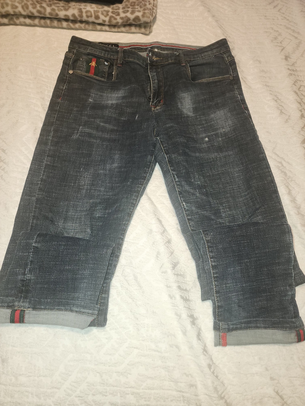 Gucci Dark Wash Jeans with Signature Web and Bee - Picture 6 of 6